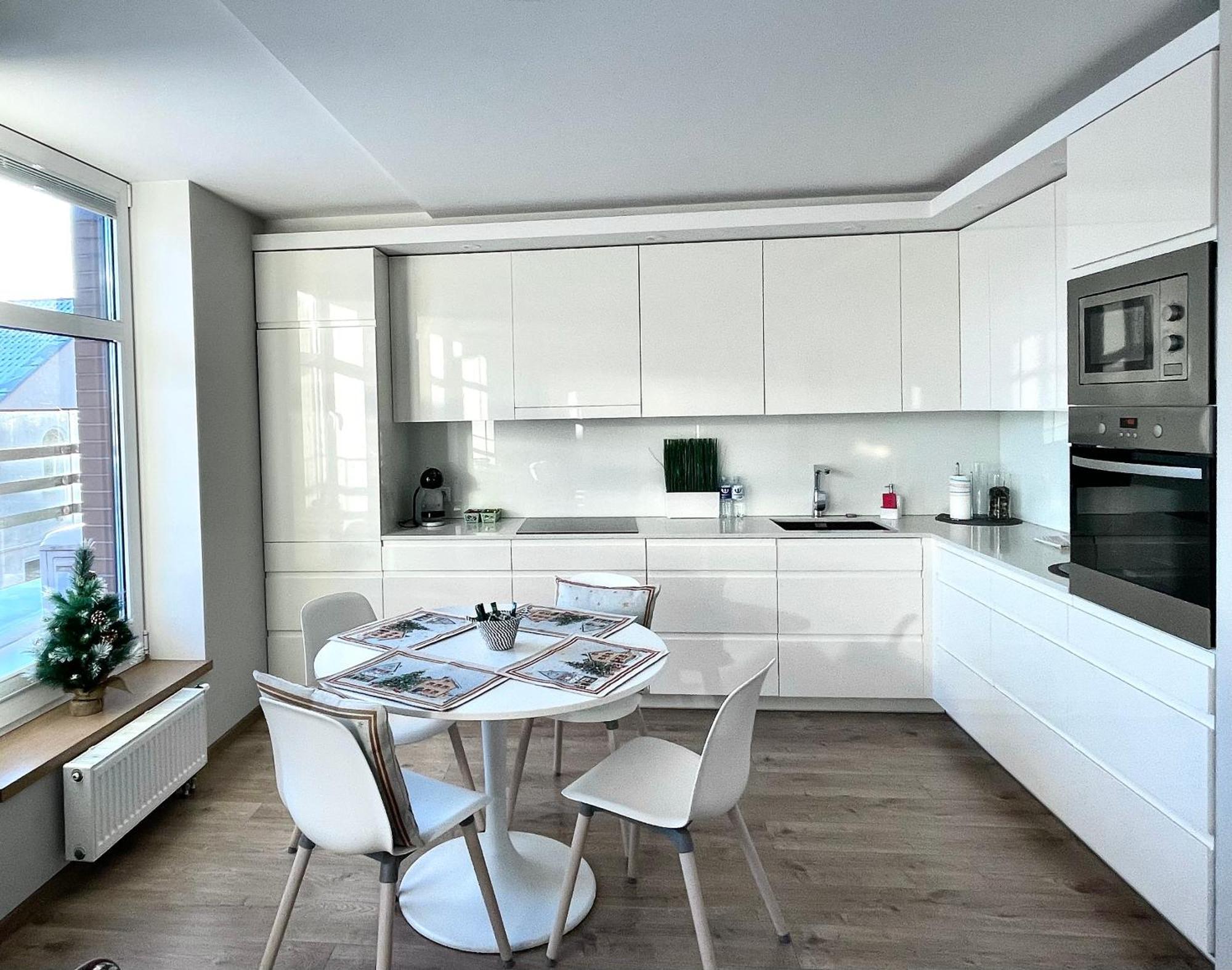 קלייפדה Victoria Old Town Apartments מראה חיצוני תמונה
